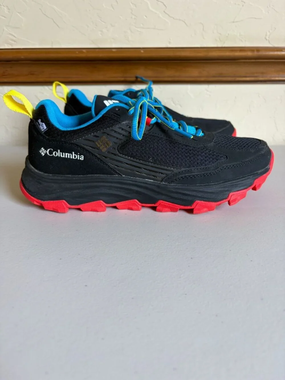 Columbia Hatana Max Outdry Waterproof Trail Shoes Men's US 8 Black Compass Blue